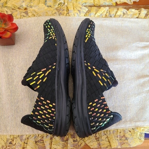 Bernie Mev comfortable multi colored shoes with removeable foot insert - Picture 4 of 9